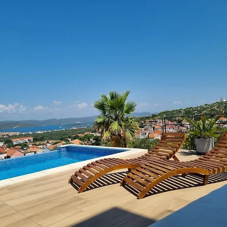 View Villa, Four Bedrooms Villa *