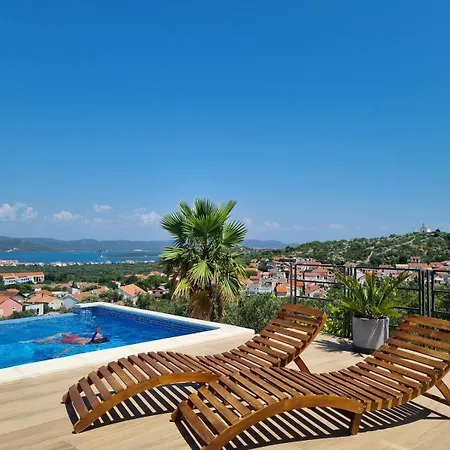 Villa View Villa, Four Bedrooms *