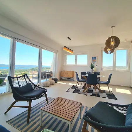View Villa, Four Bedrooms * Murter